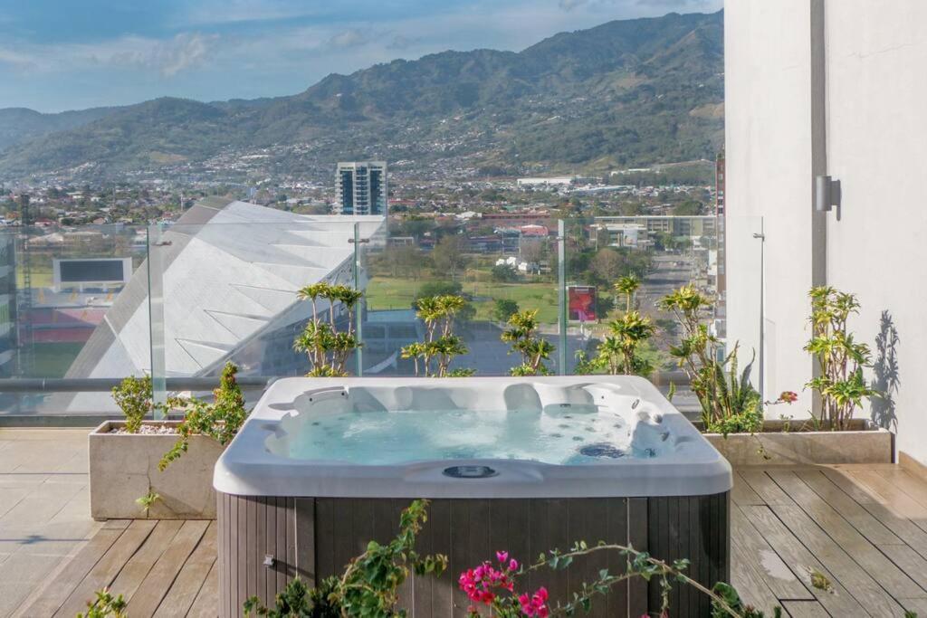 Urban Executive Stay San Jose  Bagian luar foto